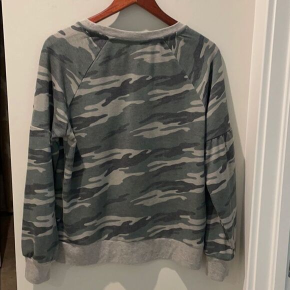 MNY Performance sweatshirt camouflage size Medium - Picture 3 of 8